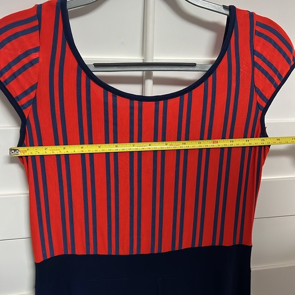 Super cute Red and Blue dress! Size S/M? - Picture 3 of 6